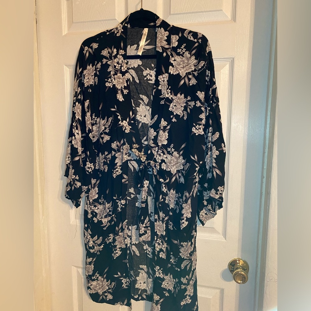 Spiritual gangster floral kimono robe